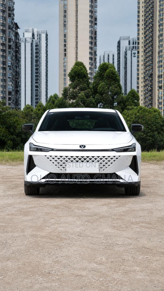 Changan UNI-V 2025 White