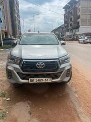 Toyota Hilux 2016 Silver for sale