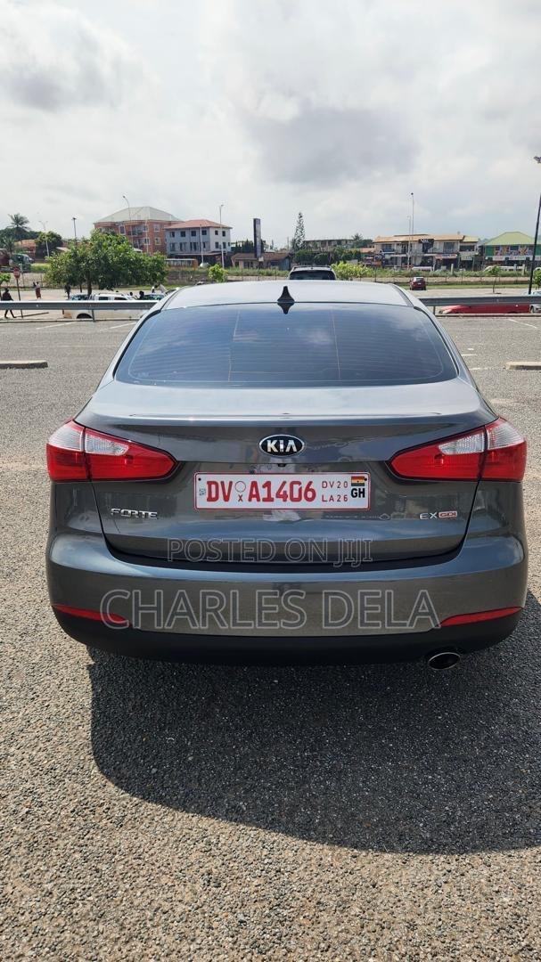 Kia Forte EX Sedan 2016 Gray