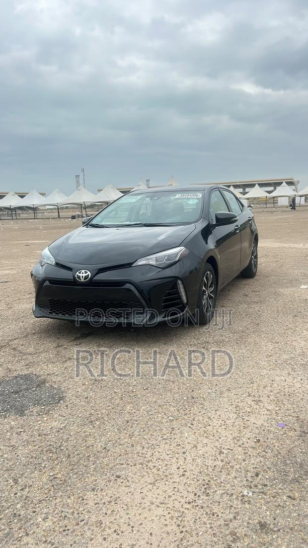 Toyota Corolla SE (1.8L 4cyl 2A) 2019 Black