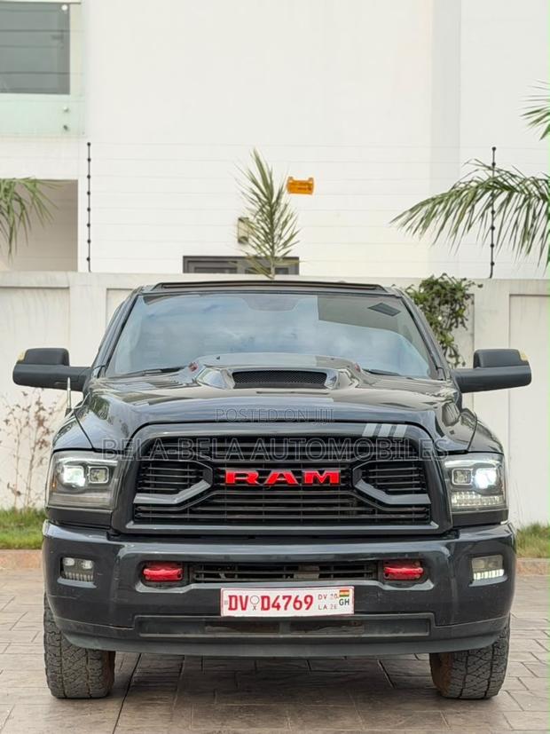 RAM Promaster 2500 2018 Black
