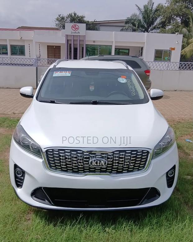 Kia Sorento 2019 White