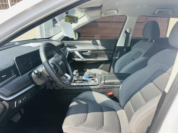 Jetour X70 Plus 2021 White