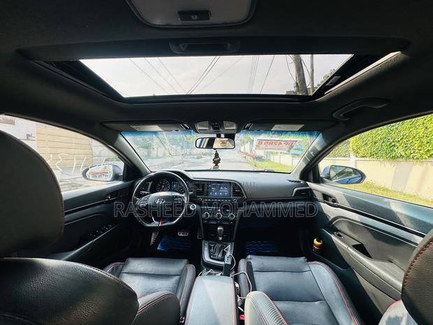 Hyundai Elantra Sport 2019 Blue