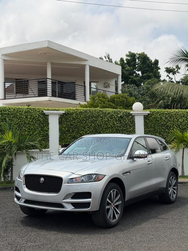 Jaguar F-Pace 35t Premium 2017 Silver