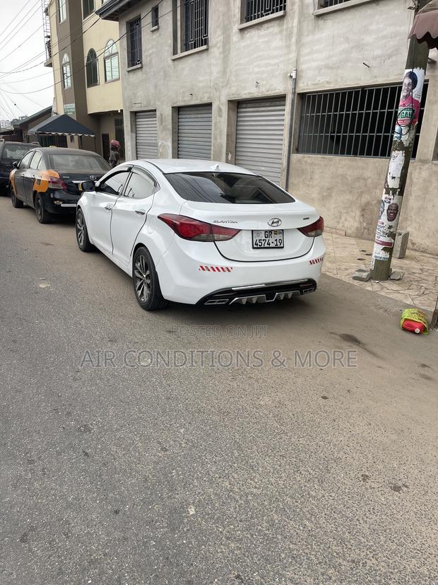 Hyundai Elantra Limited 2012 White