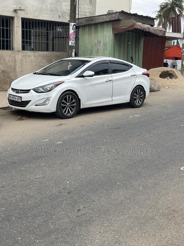 Hyundai Elantra Limited 2012 White