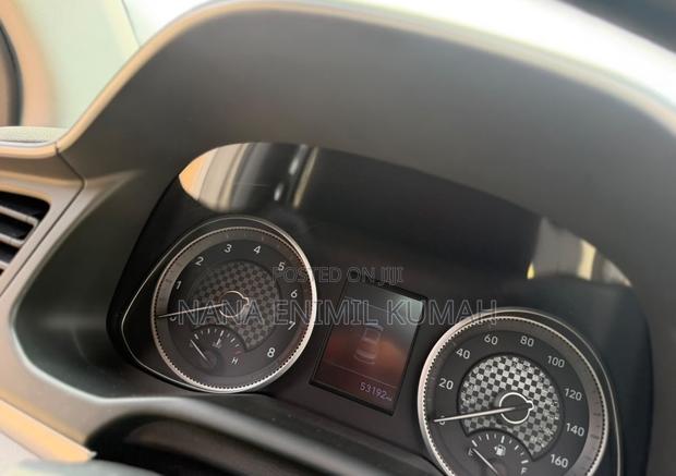 Hyundai Elantra 2021 Silver
