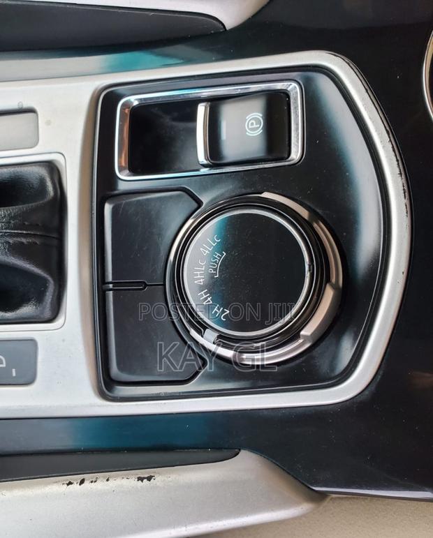 Mitsubishi Montero Sport 2018 Gray