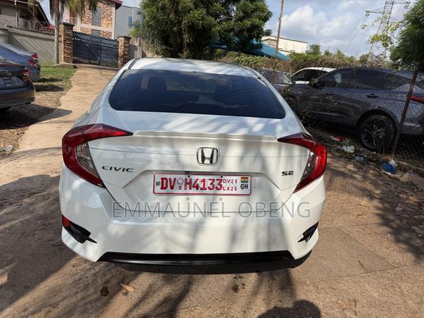 Honda Civic 2019 White