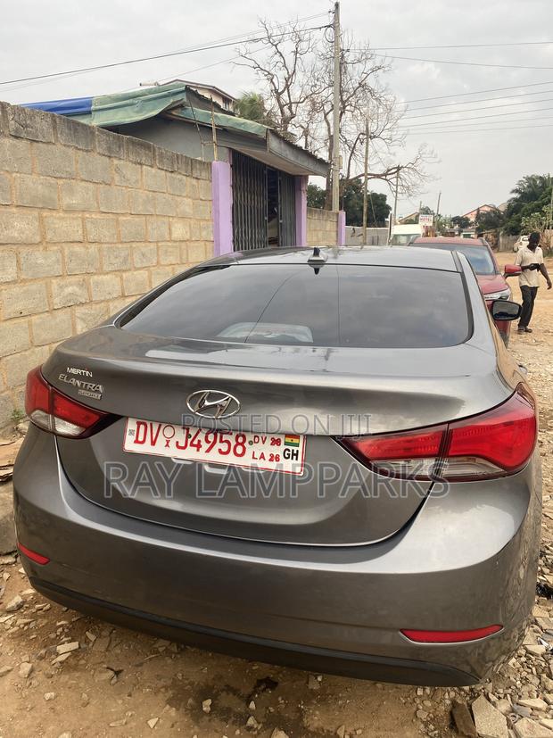 Hyundai Elantra 2015 Gray