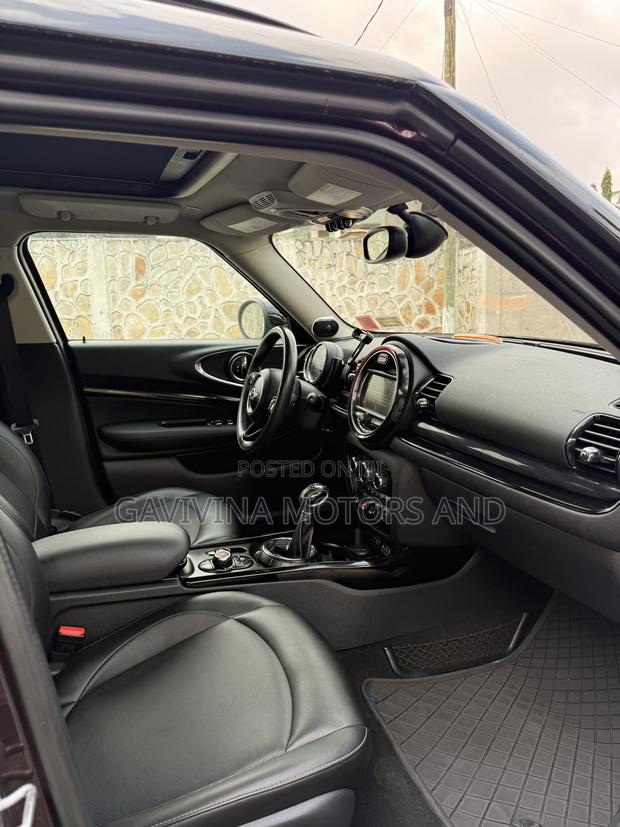 Mini Clubman Cooper S 2016 Brown