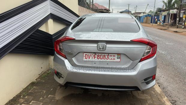 Honda Civic Touring Sedan 2018 Silver