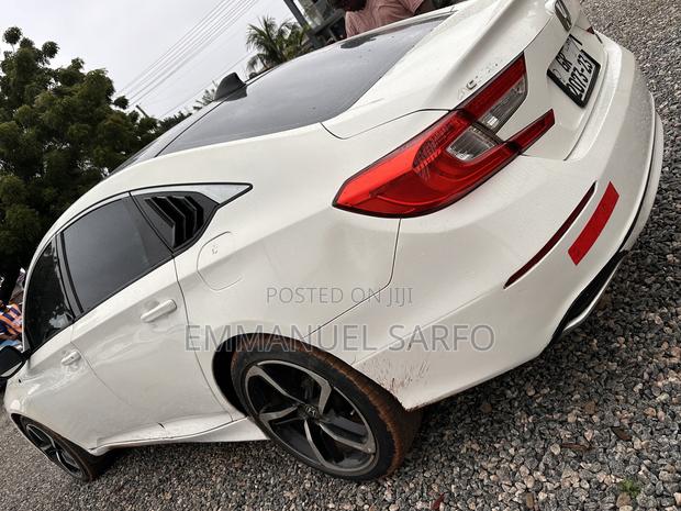 Honda Accord EX (1.5L 4cyl Turbo CVT) 2019 White