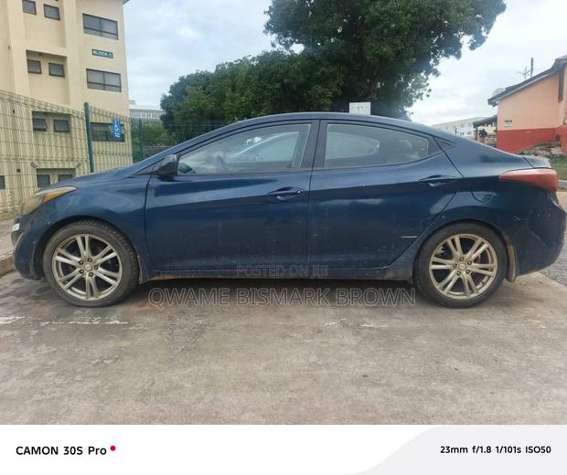 Hyundai Elantra 2016 Blue