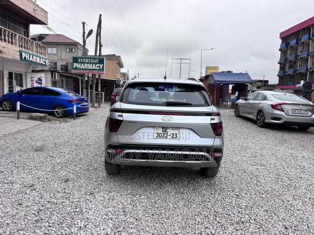 Hyundai Creta 2023 Silver
