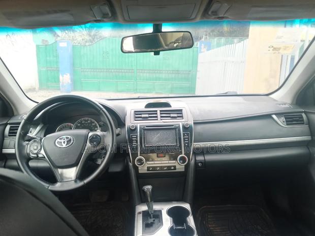 Toyota Camry 2012 Gray