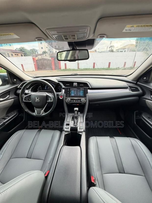 Honda Civic Touring Sedan 2018