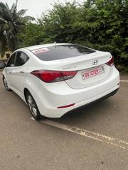 Hyundai Avante 2014 White for sale