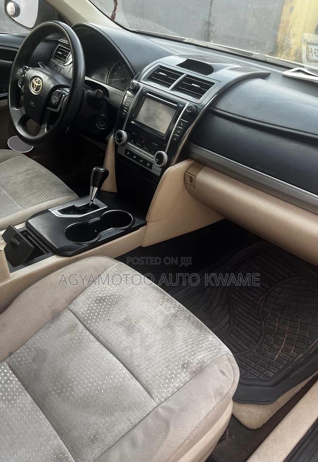 Toyota Camry SE 4dr Sedan (3.5L 6cyl 6A) 2014 Brown