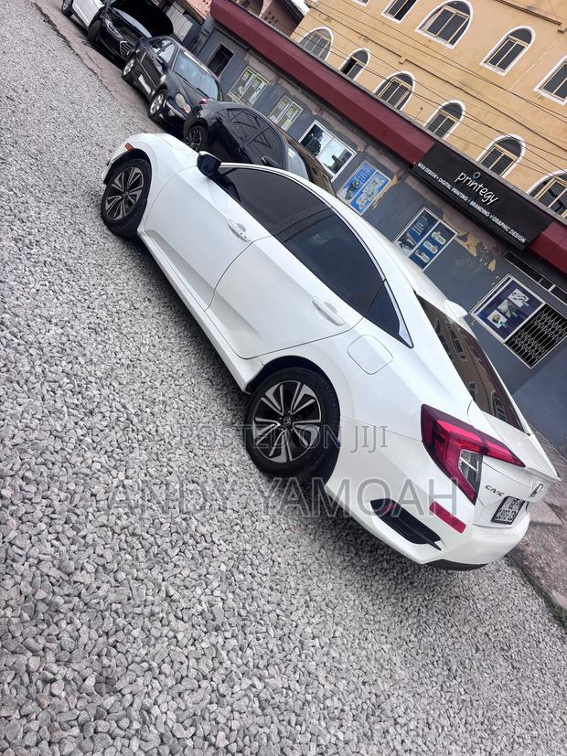 Honda Civic 2016 White
