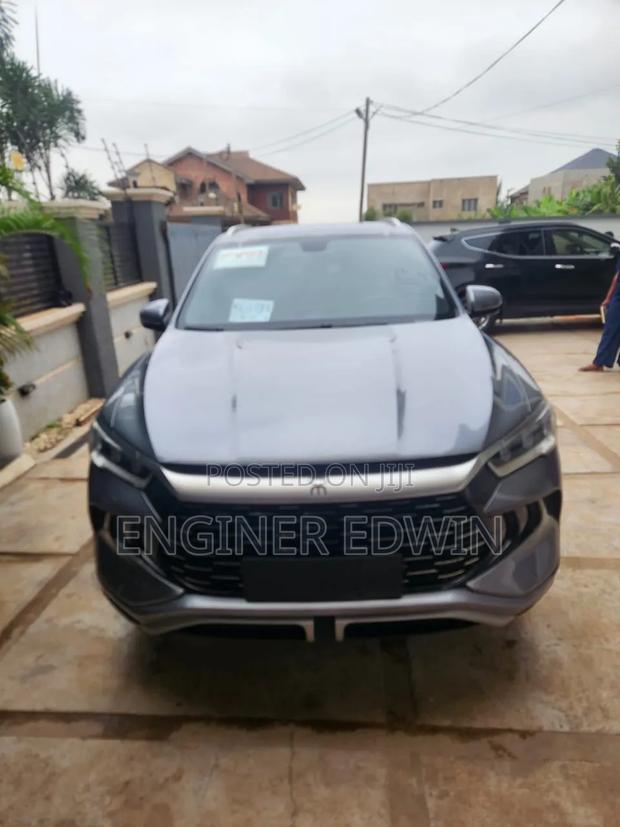 BYD Song Pro DM-i 2024 Gray