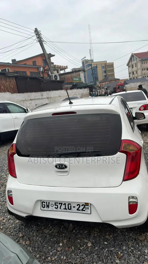 Kia Morning 2012 White