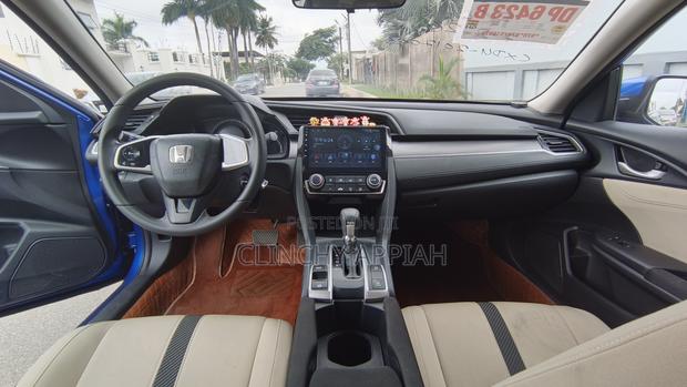 Honda Civic 2019 Blue