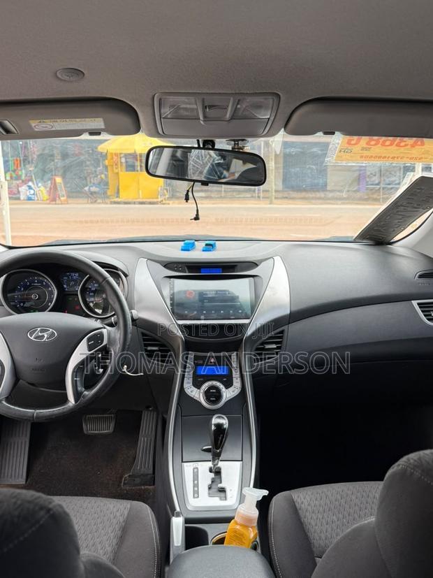 Hyundai Avante 2013 Blue