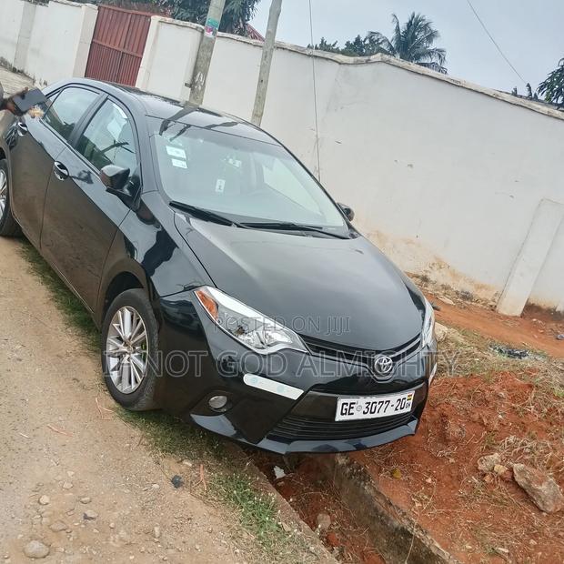 Toyota Corolla 2016 Black