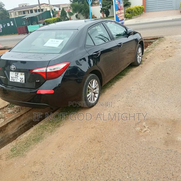Toyota Corolla 2016 Black