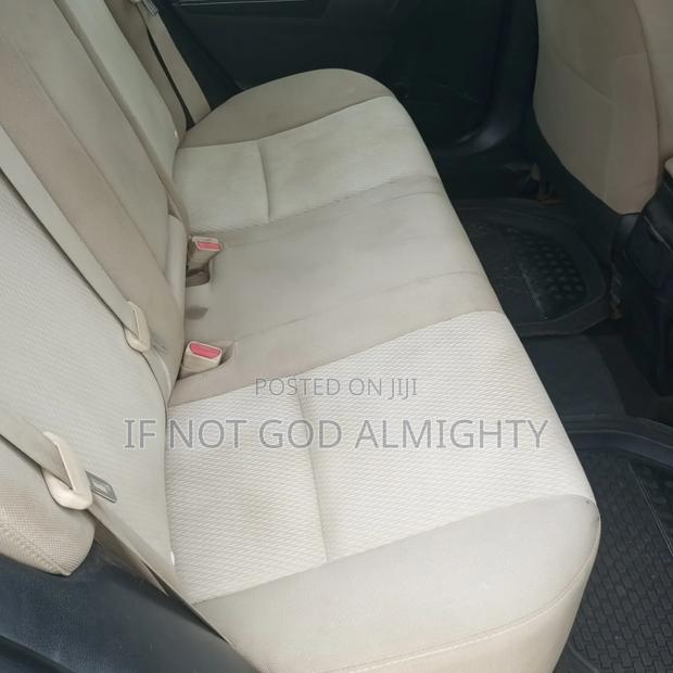 Toyota Corolla 2016 Black