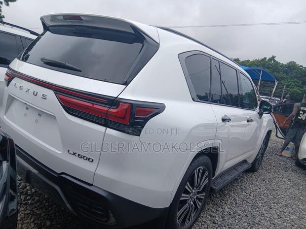 Lexus LX 600 2024 White