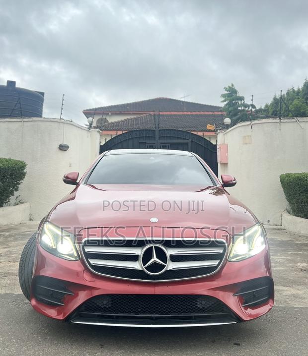 Mercedes-Benz E300 4Matic AWD Sedan (2.0L 4cyl 9A) 2017 Red
