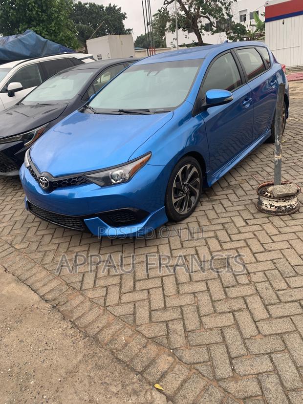 Toyota Corolla Hatchback 2019 Blue