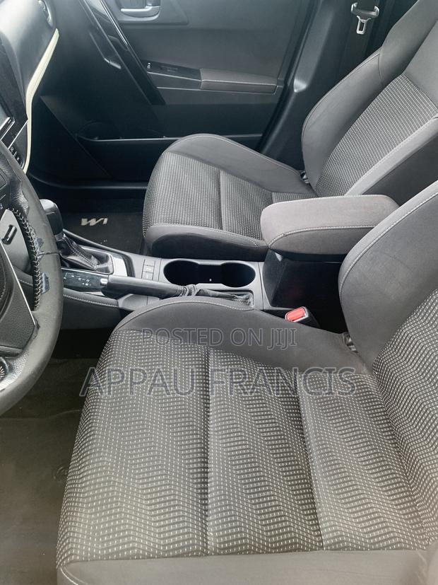 Toyota Corolla Hatchback 2019 Blue