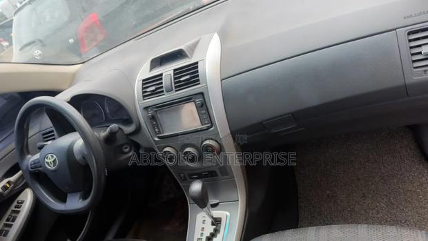 Toyota Corolla 2013 Red