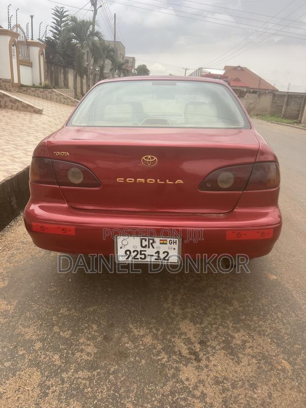 Toyota Corolla Sedan 2001 Brown