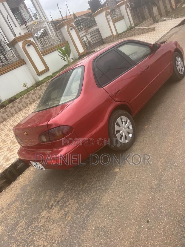 Toyota Corolla Sedan 2001 Brown