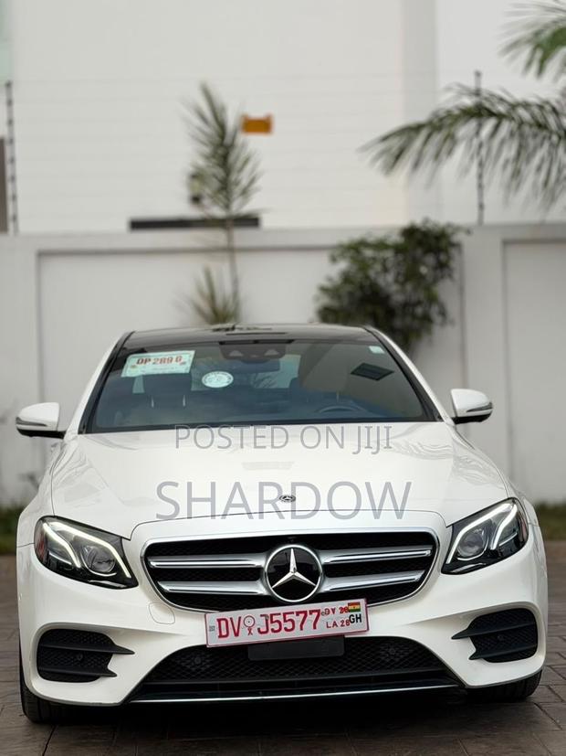 Mercedes-Benz E400 2019 White