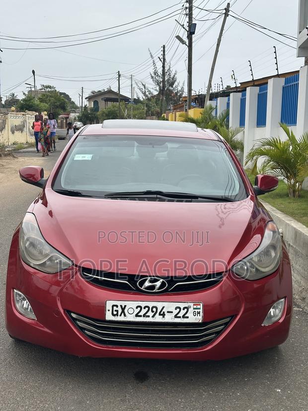 Hyundai Elantra Limited Sedan FWD (1.8L 4cyl 6A) 2013 Red
