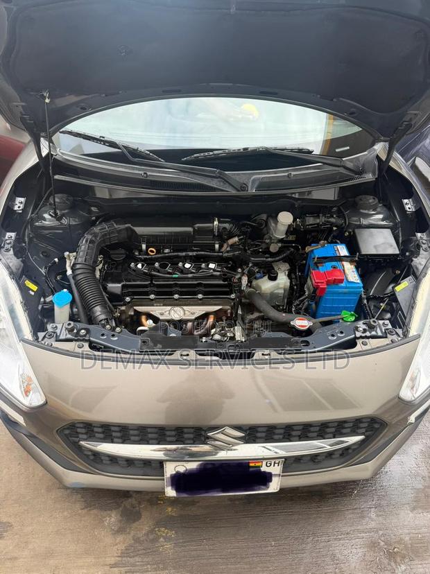 Suzuki Swift 2024 Brown