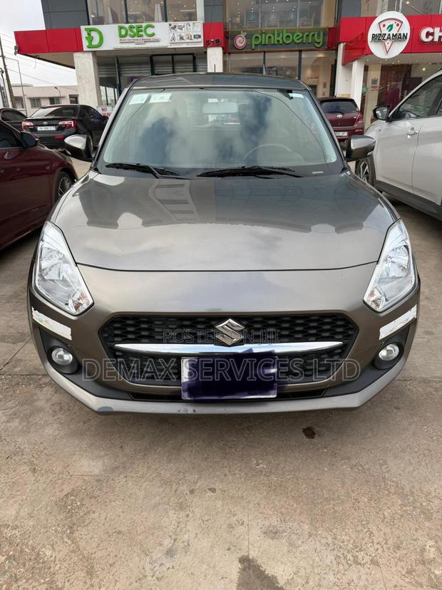 Suzuki Swift 2024 Brown