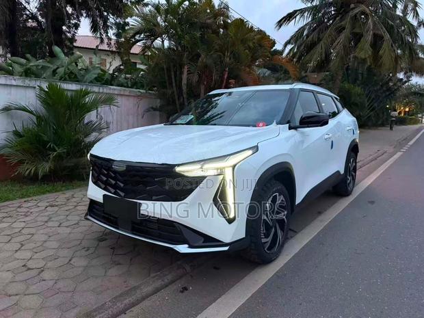 Geely Boyue 2025 White