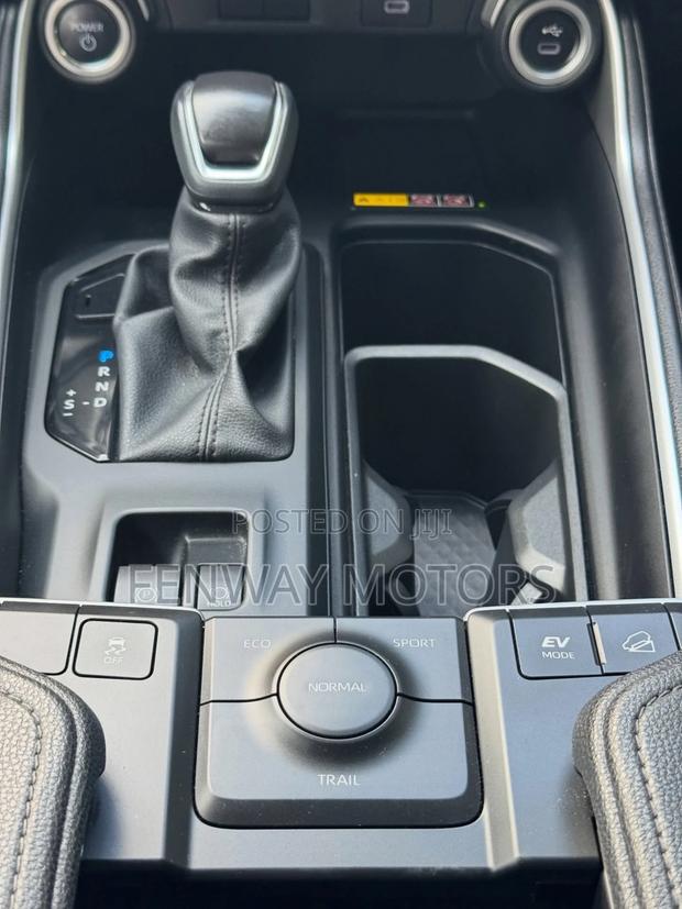 Toyota Grand Highlander XLE AWD 2024 Blue