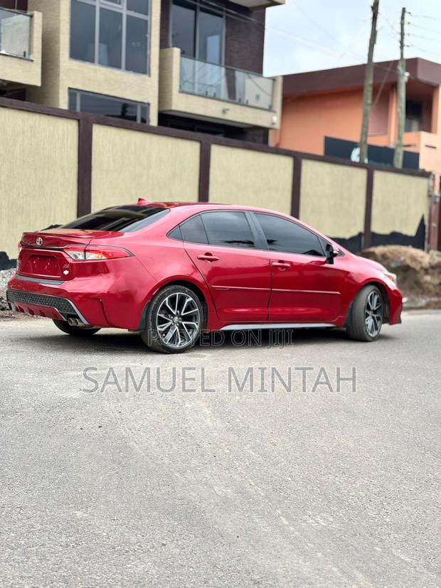 Toyota Corolla SE 2020 Red