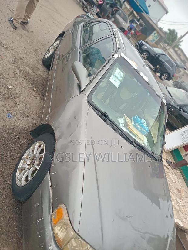 Toyota Corolla 2004 Gray