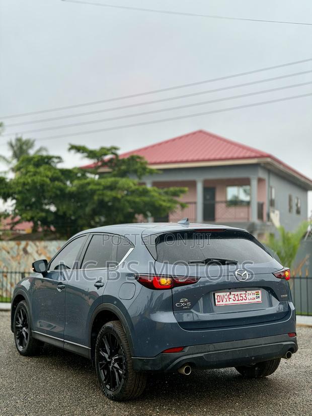 Mazda CX-5 2024 Blue