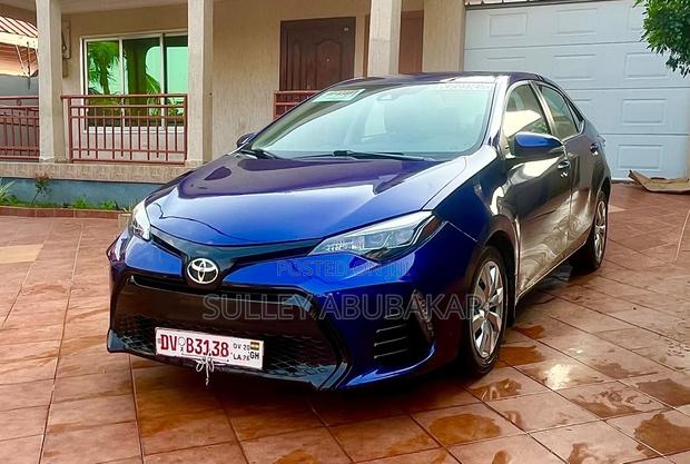 Toyota Corolla SE Special Edition 4dr Sedan (1.8L 4cyl CVT) 2017 Blue