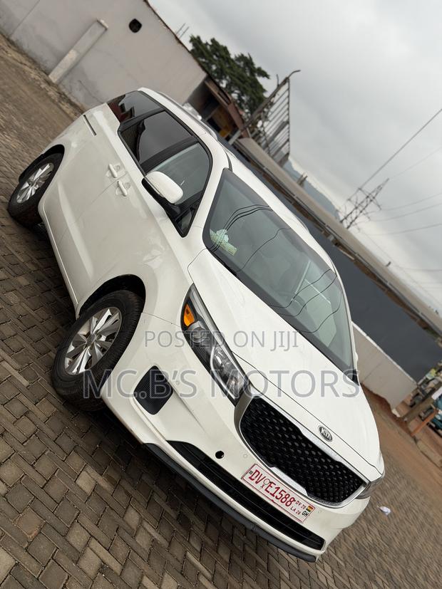Kia Sedona 2018 White